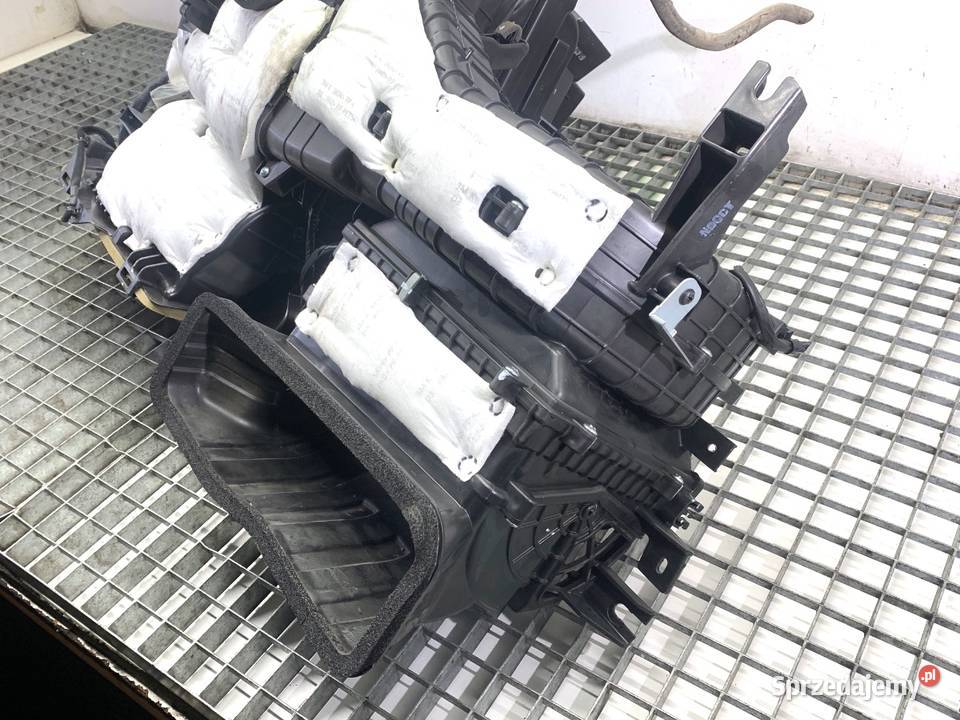 NAGRZEWNICA KOMBAJN KIA SPORTAGE IV SUV KOMBAJN podkarpackie