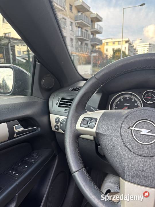 Opel Astra H cabrio 16 benzyna 2007 kabriolet Astra Warszawa