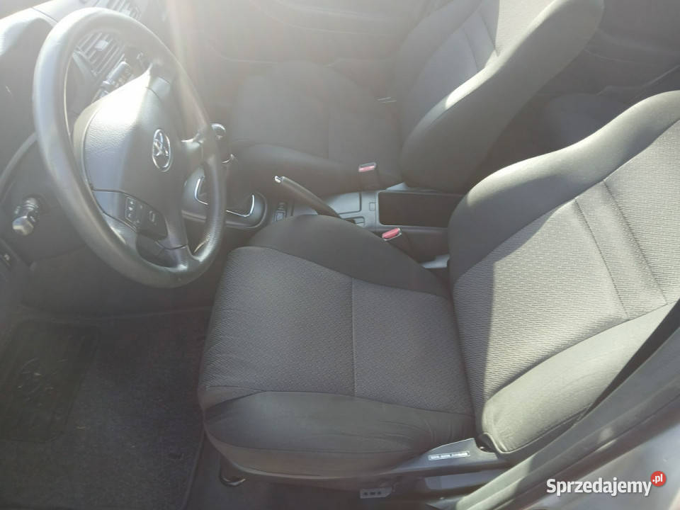 Toyota Avensis 18i LIFT klima NAVI czujniki stan benzyna zachodniopomorskie Gryfino