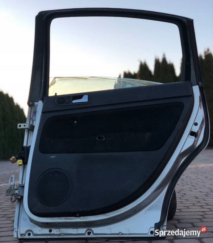 DRZWI TYLNE PRAWE VW PASSAT B5 SEDAN 19962005 podkarpackie Skołoszów