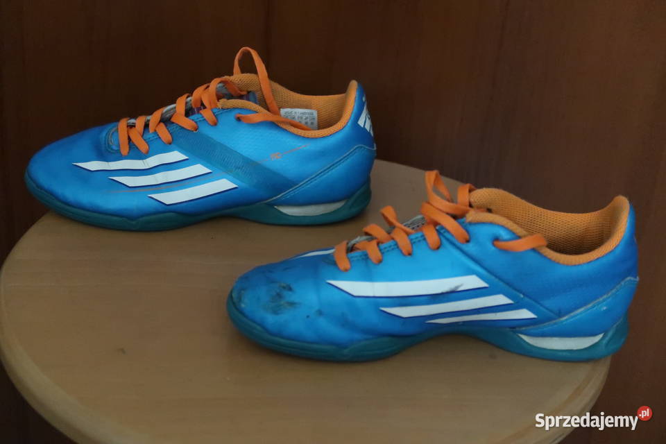 Buty piłkarskie firmy ADIDAS 33 21cm
