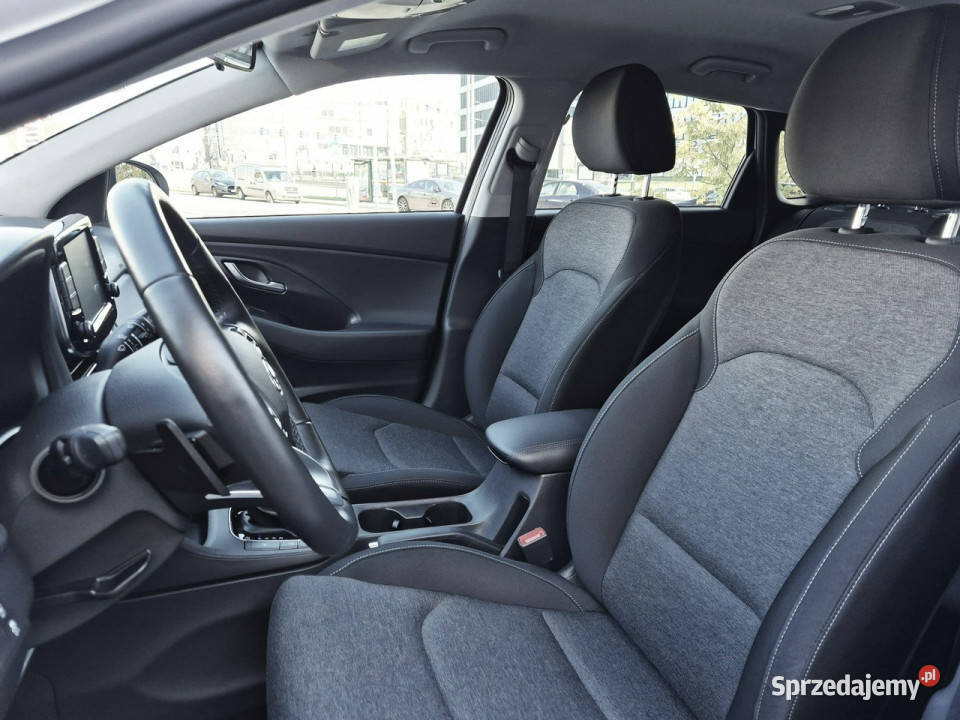 Hyundai i30 15 TGDI 7DCT MHEV 160 WersjaSmart kamera cofania Łódź