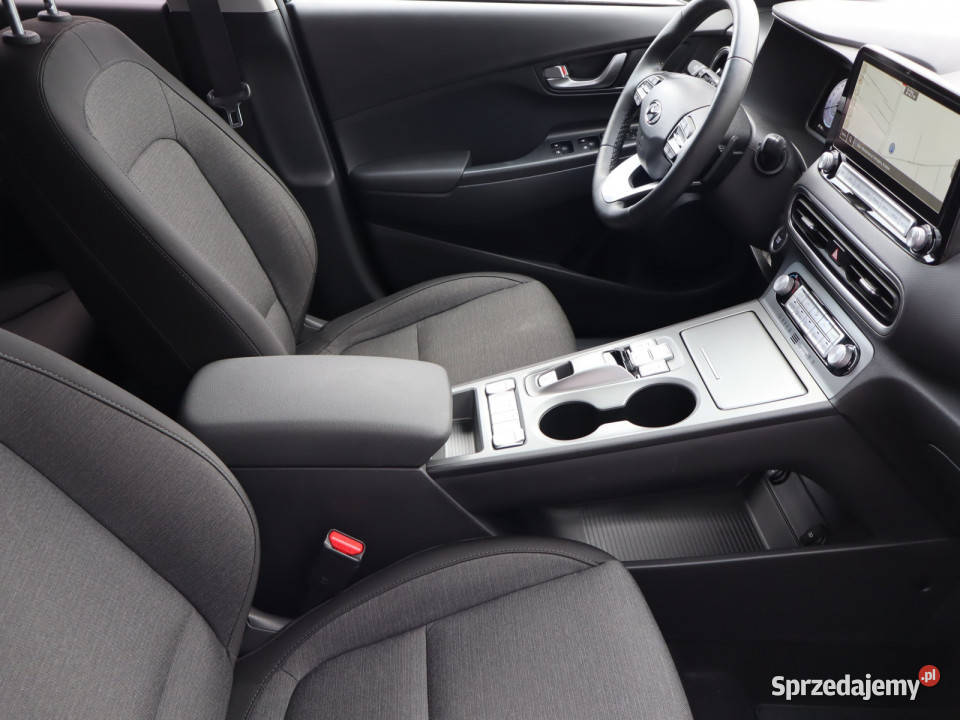Hyundai Kona Electric 39 kWh podgrzewane fotele Katowice
