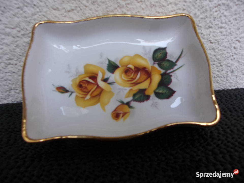 Porcelanowy pułmiseczek w róże firmy PRIDRY DALE Warszawa