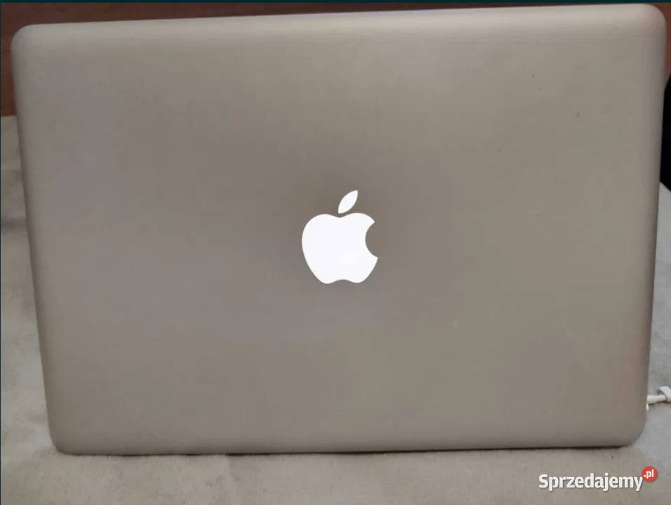 MacBook A1278 sprawny Ubuntu 24043 SSD 128 GB sprzedam