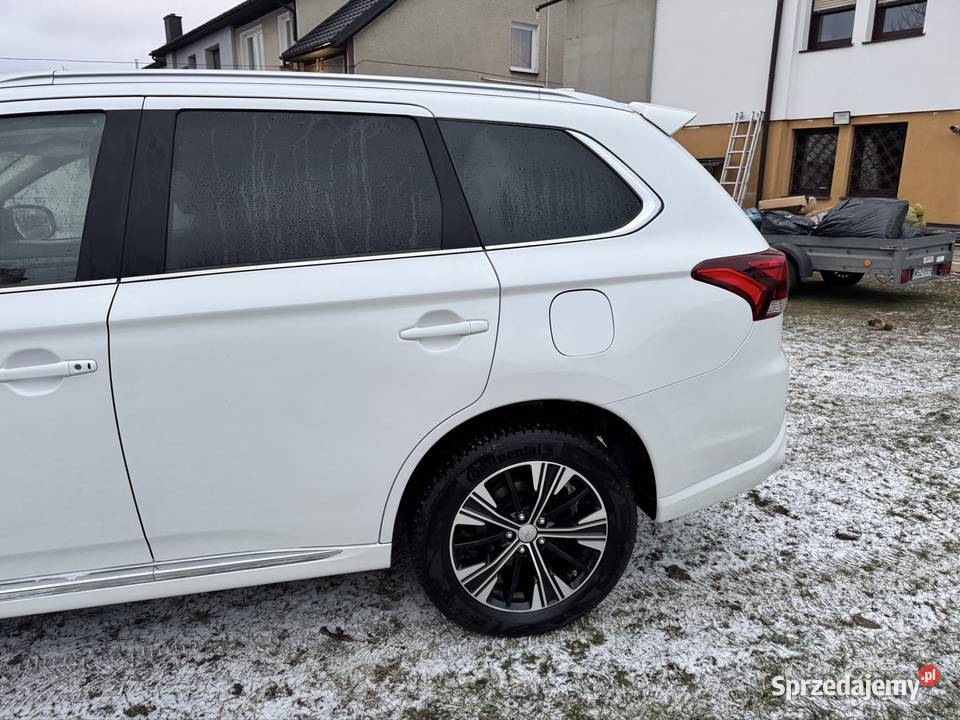 Mitsubishi Outlander PHEV 2019 Skarżysko-Kamienna