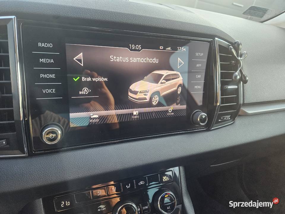 Skoda Karoq salon Polska niski przebieg
