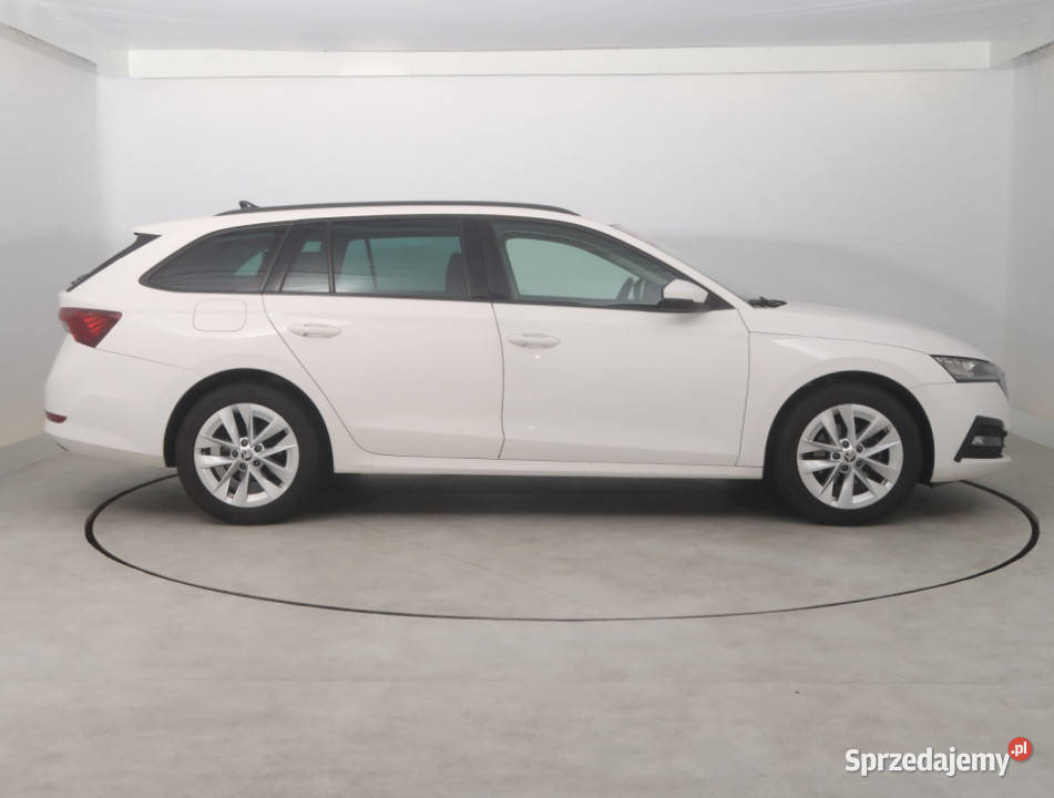 Skoda Octavia 10 TSI 999cm3 Bielany Wrocławskie