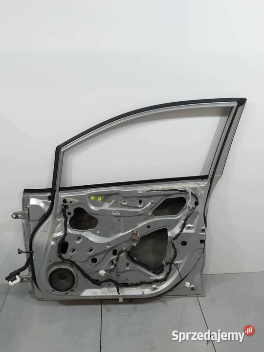 DRZWI PRAWE PRZÓD NH700M Honda FRV I 20042009