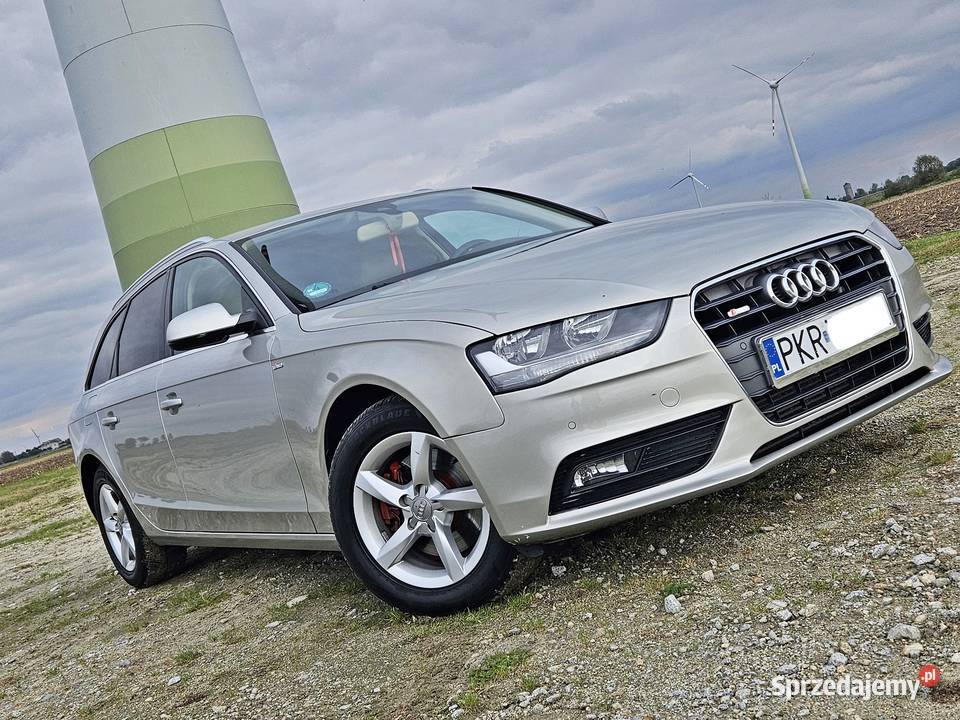 Audi A4 lift 2,0 TDI s line serwsiwoana zadbana 1 właściciel