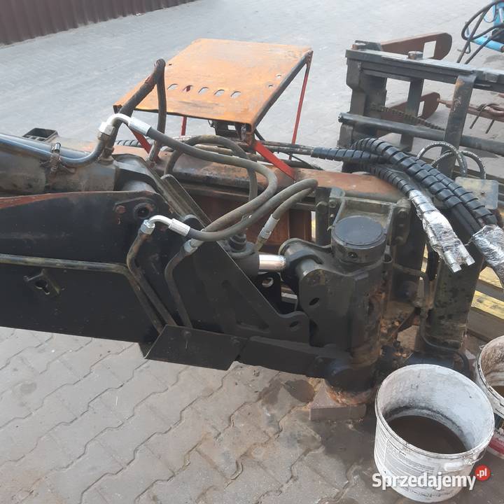 Koparka avant do ciągnika zawieszana ramię Gościeńczyce