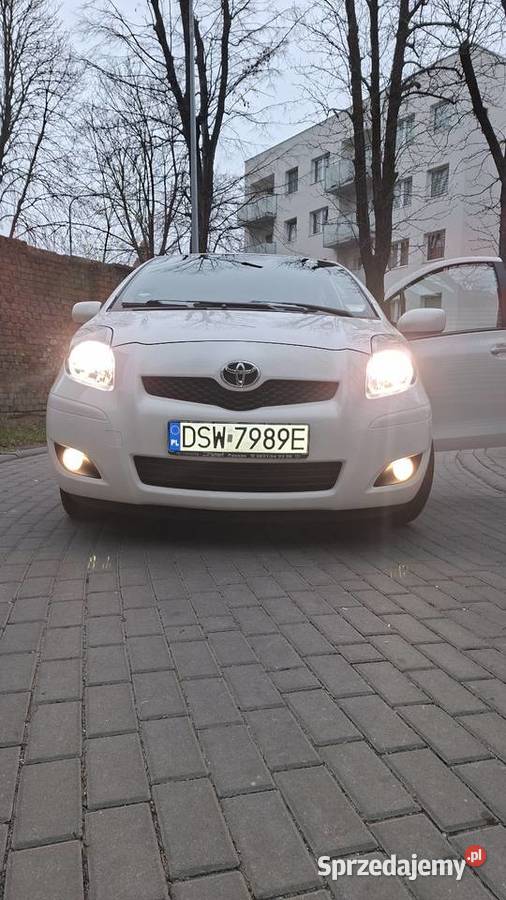Toyota yaris 13 benzyna vTec 155000km