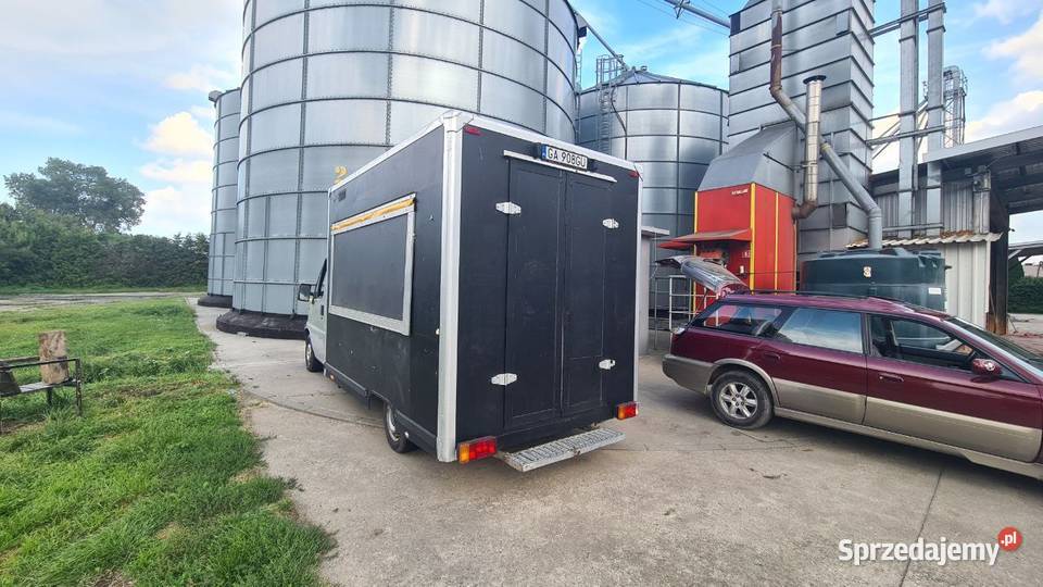 Food truck na Fiacie Dukato zabudowa typ Gdańsk