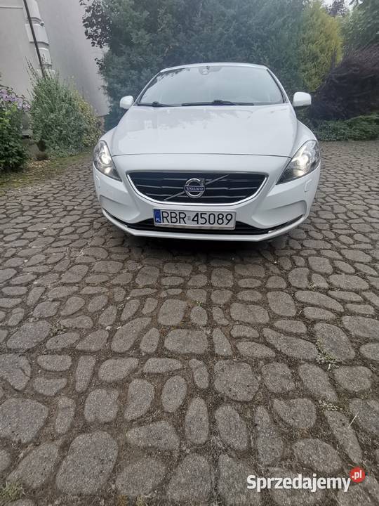 Volvo V40 D2 biały V40 Skołyszyn