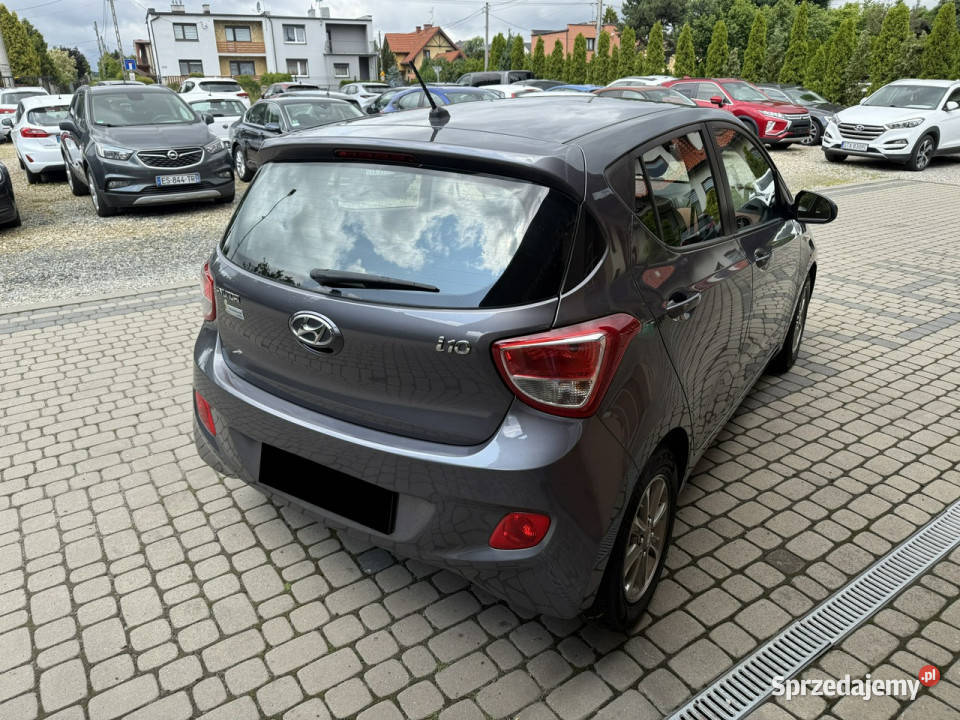 Hyundai i10 Rej 022015 10 67 Klima Serwis Koła immobilizer Orzech