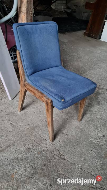 Krzesła PRL motylek Chierowski pufy stołki Modzele-Skudosze