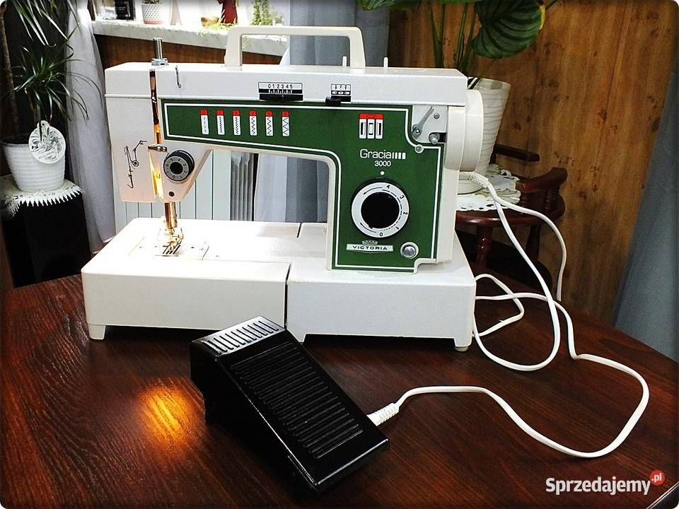 Maszyna do szycia metalowa Victoria Gracja 3000 Żary sprzedam