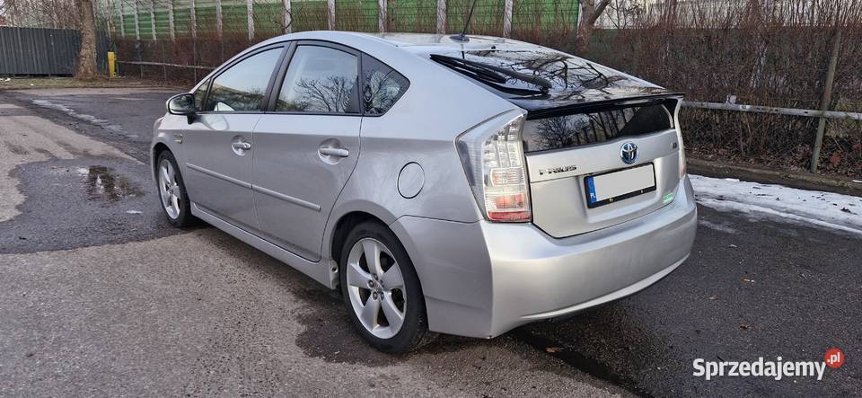Toyota Prius III 18 HybrydaLPG 2012r270 sprzedam