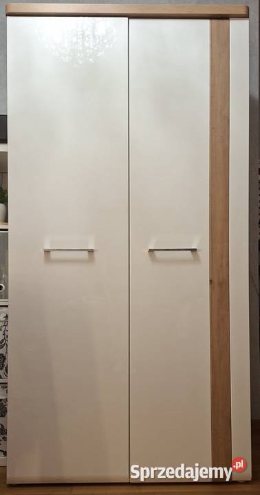 Szafa ze światłem Szafy i garderoby Meble Krzyżanowice