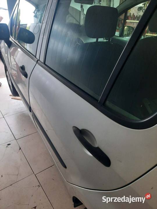 Renault modus 2008r 12 benzyna 4/5 Radomsko