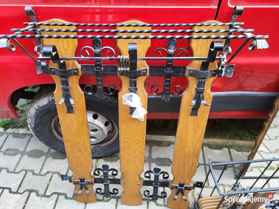ładna stara garderoba dębowa z wieszakami antyk kujawsko-pomorskie Sypniewo