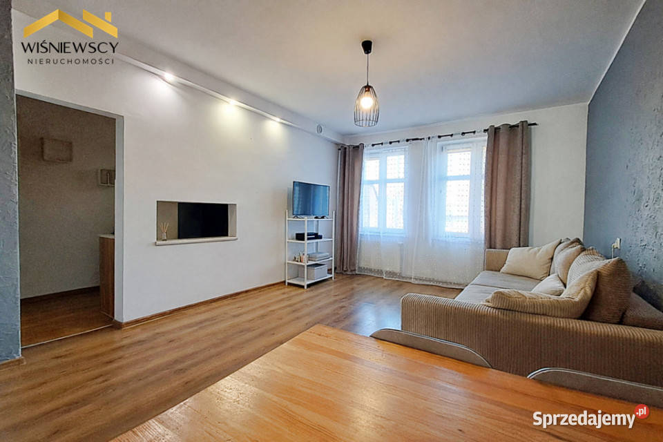 Mieszkanie 3 pokoje pierwsze piętro Braniewo