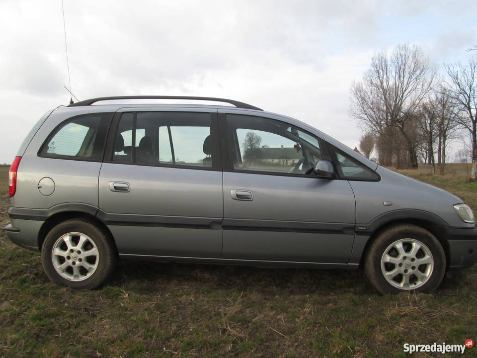 Opel Zafira 18 2003 r benzynagaz Kościan sprzedam