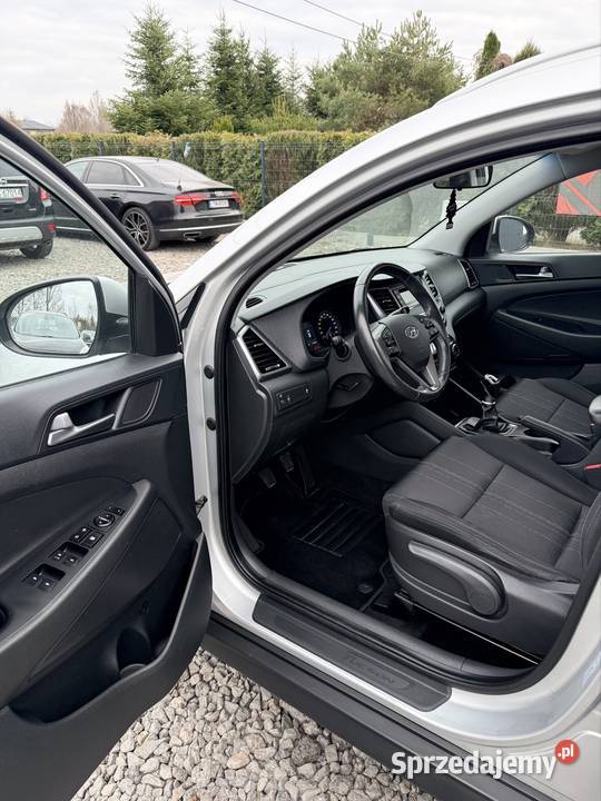 Hyundai Tucson 17 crdi 2016r czujnik parkowania Tomaszów Lubelski