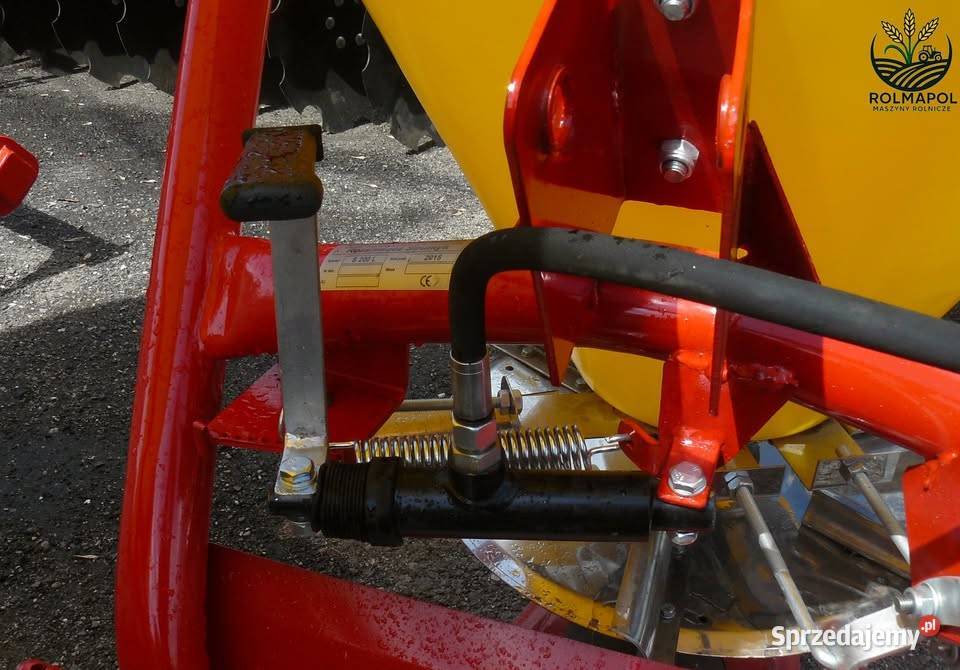 Rozsiewacze do nawozów STRUMYK 200 500 l Dostawa Rozsiewacze nawozów małopolskie Kalwaria Zebrzydowska sprzedam