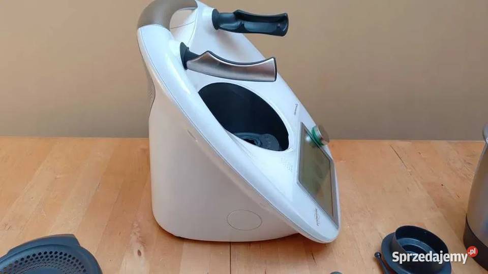 Thermomix TM6 z gwarancja i akcesoriami sprzedam