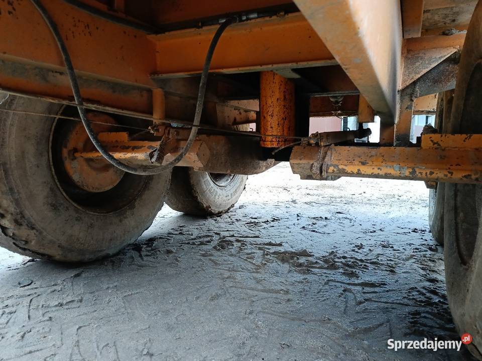 Przyczepa skorupowa rolland 12t nieuszkodzony Przyczepy rolnicze Łomża