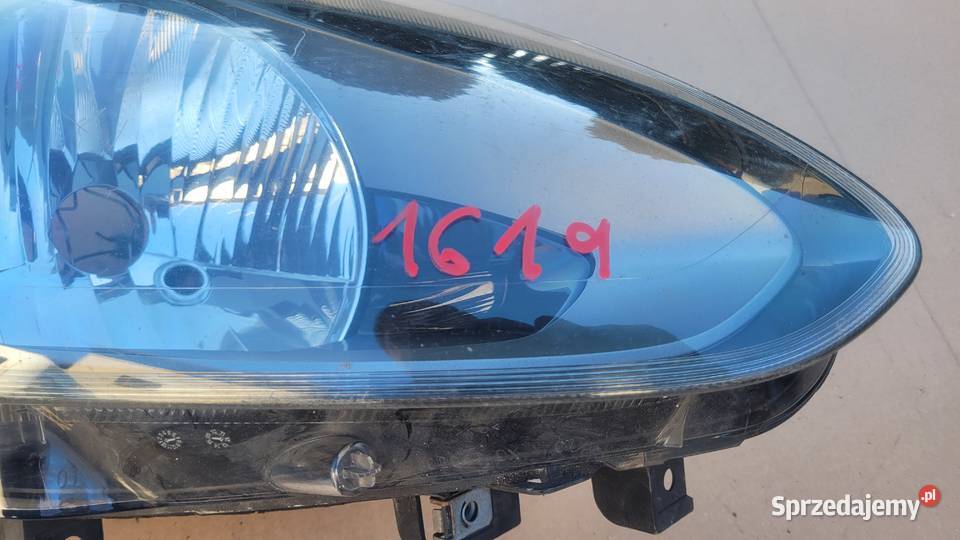 FIAT PUNTO EVO 09 REFLEKTOR LAMPA PRZÓD PRAWA osobowe Lampy przednie Ruda Śląska