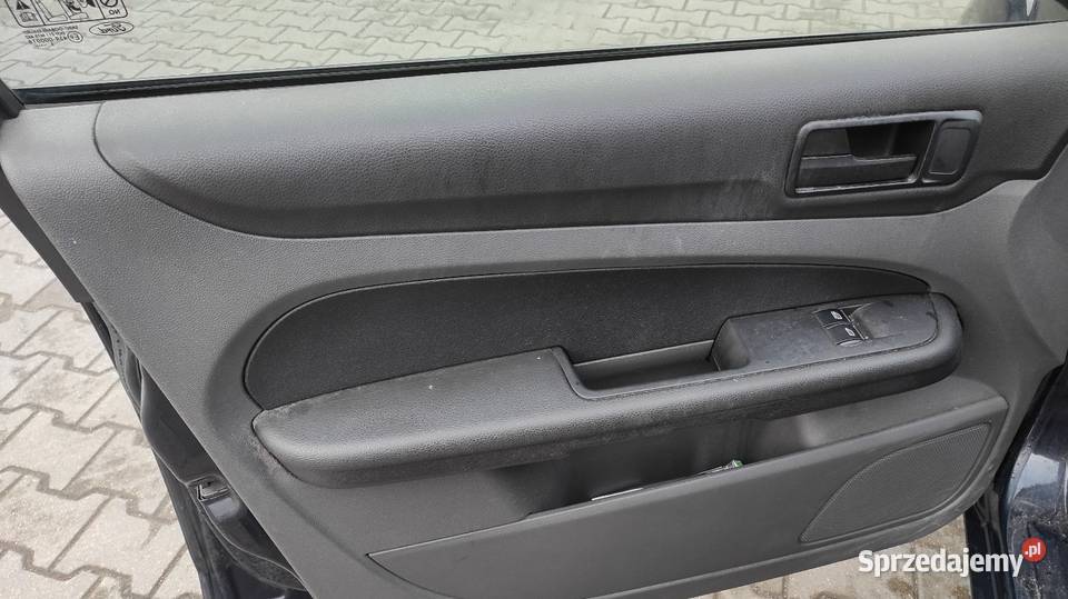 Ford Focus 2006 14 benzyna stan Chodzież