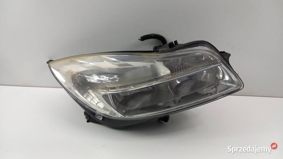 OPEL INSIGNIA A LAMPA PRZÓD PRAWA Zbierkowo