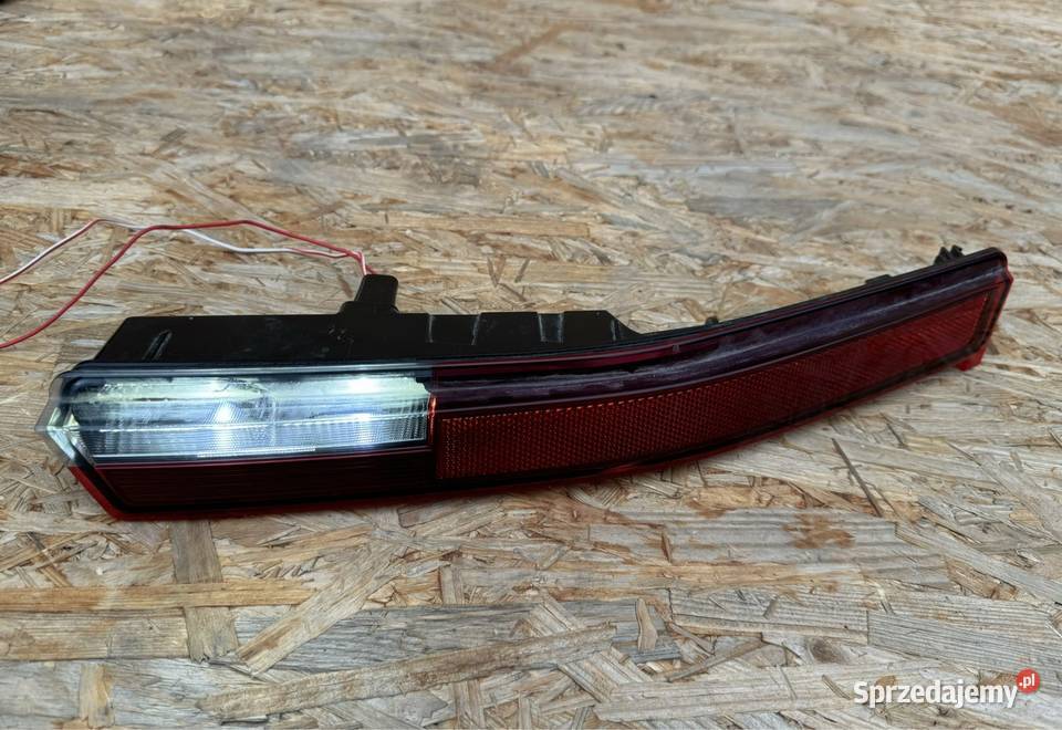 Lampa tył lewa LH w zderzak BMW iX i20 Sieraków sprzedam