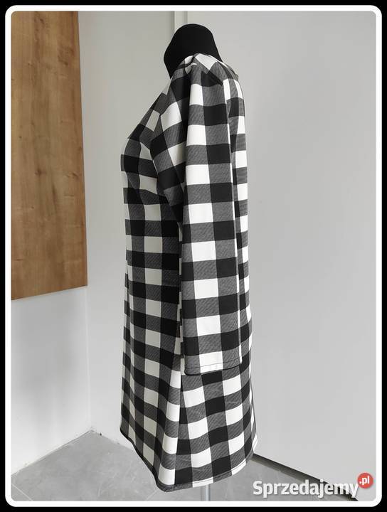 Sukienka w kratkę czarno białą 42 XL elastyczna Płock