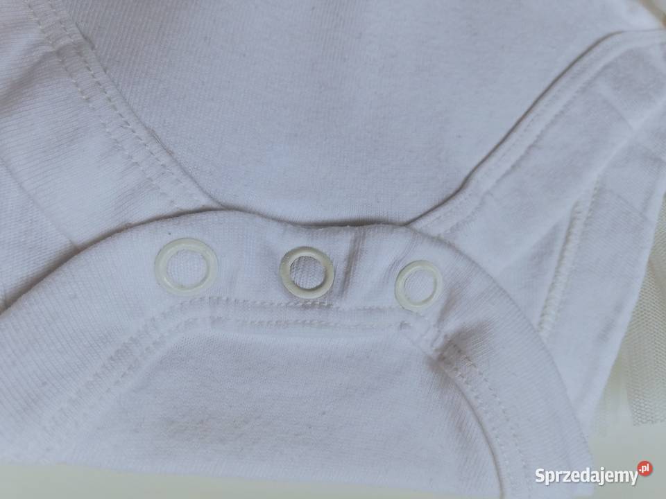 Białe sukienko body z tiulem 3D Nutmeg Katowice
