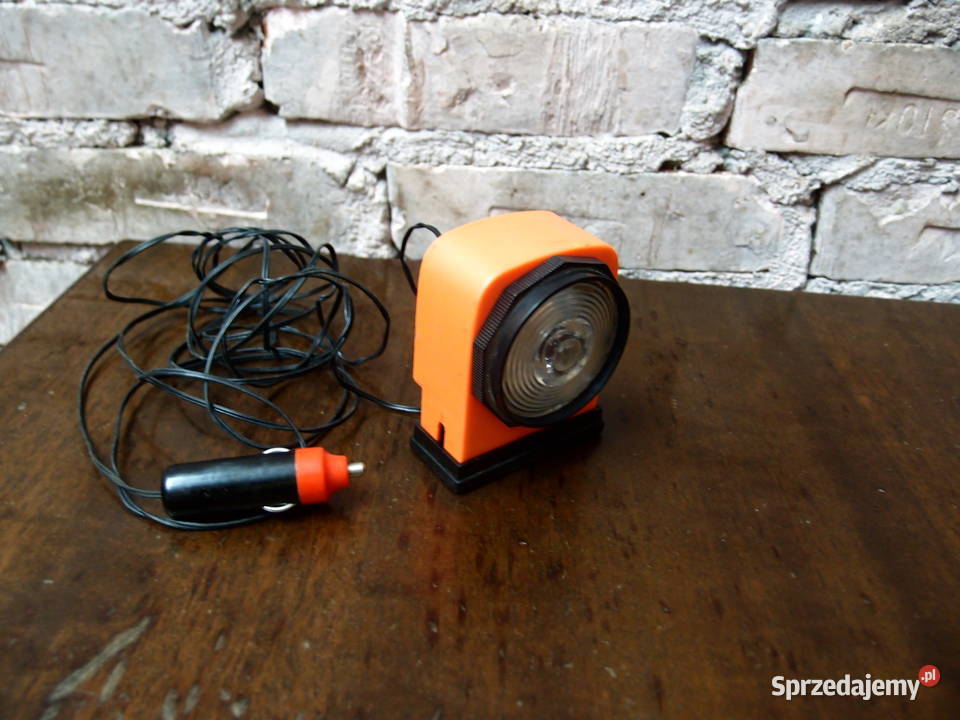 przenośna lampa samochodowa 12V produkcja PRL Łódź sprzedam