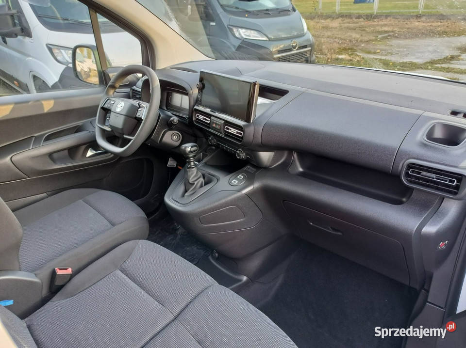 Opel Combo Opel Combo Long 3 MIEJSCAEKRAN 15 102 pełny VAT Opel