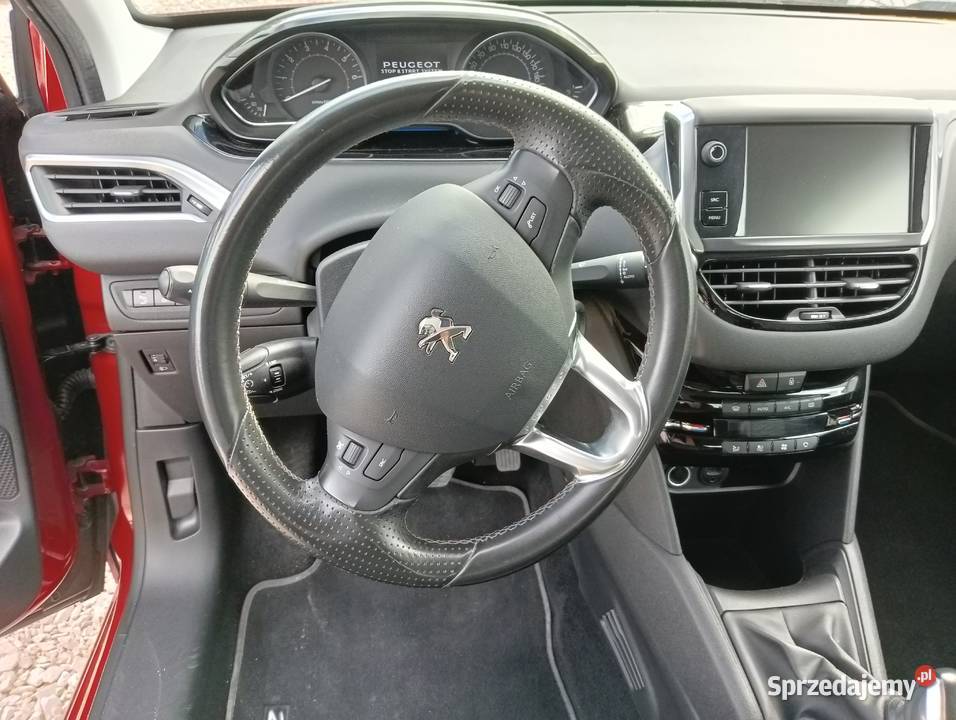 Peugeot 208 z 2015 zwinny ekonomiczny i gotowy mazowieckie