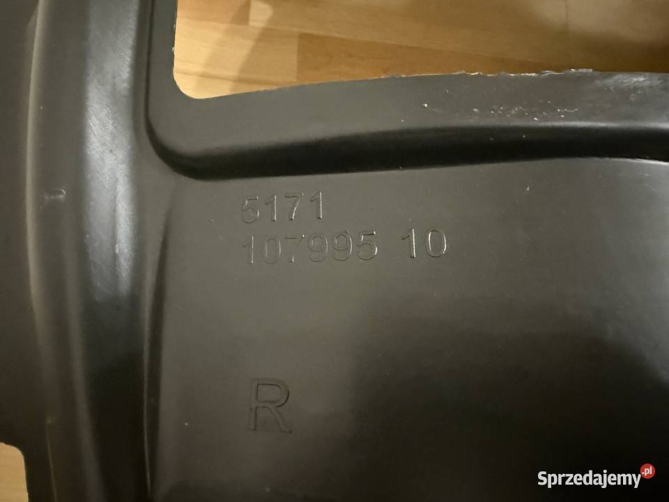 Nowe nadkole BMW X3 G01 firmy MERTT strona prawa sprzedam