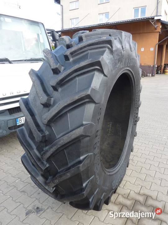 Opona używana rolnicza 62070R42 TRELLEBORG TM700 42cale Pozostałe Zaścianki
