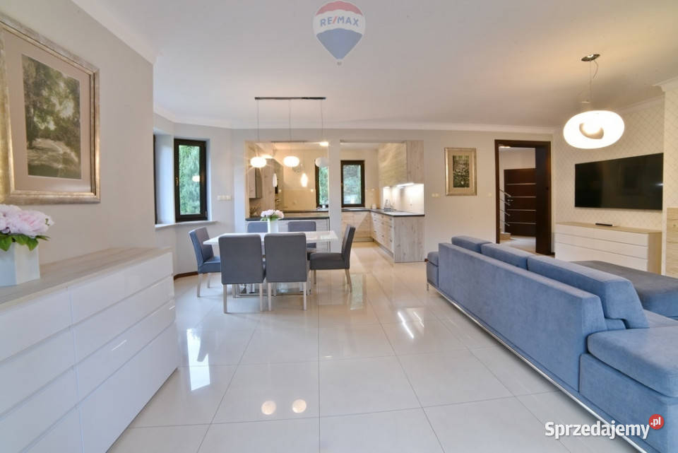 Uroczy dom w Arciechowie Zalewem Zegrzyńskim utwardzona Arciechów sprzedam