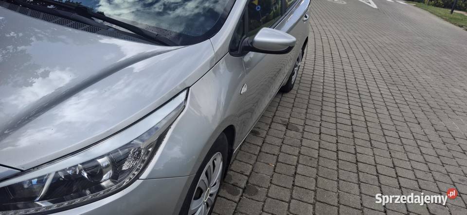 Kia Ceed 16 CRDI combi stan B Straszyn