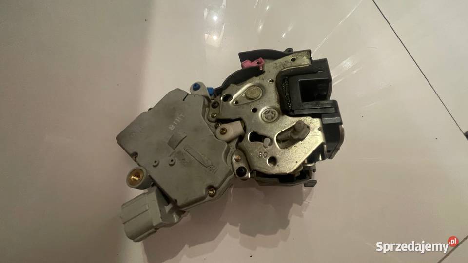 zamek drzwi prawy tył Subaru impreza STI GD 2005 Rok produkcji 2005 Białystok sprzedam