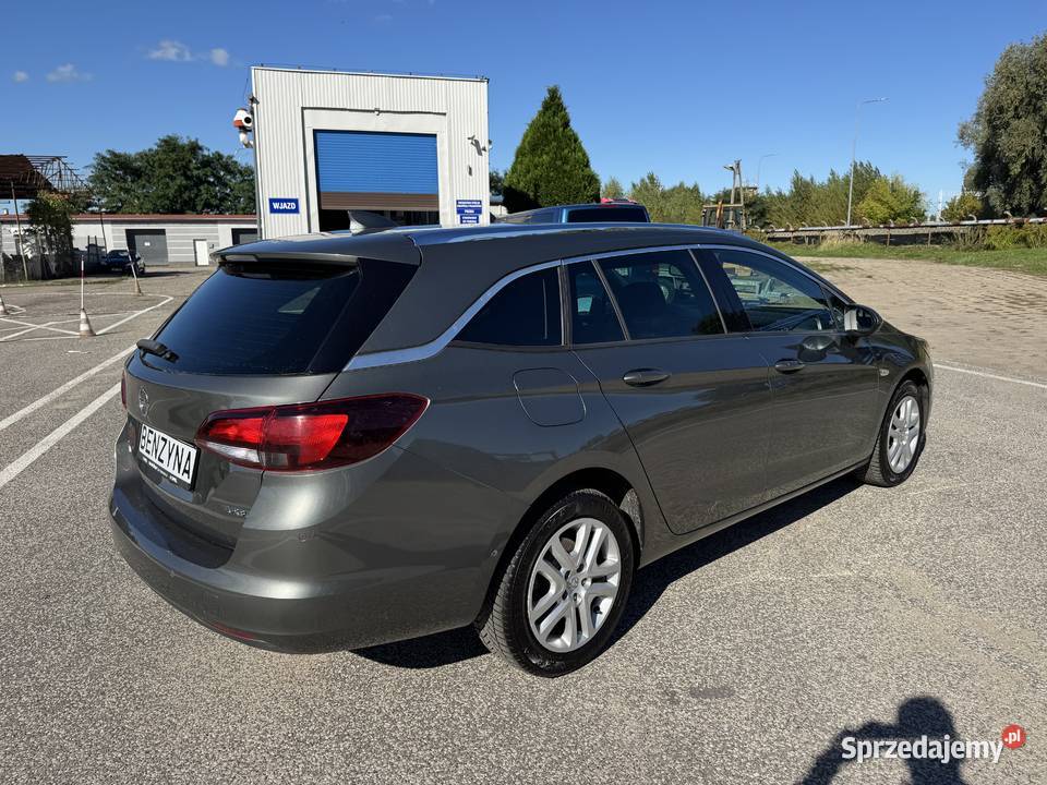 Opel Astra 14 BENZYNA Klimatronik Nawigacja Konin