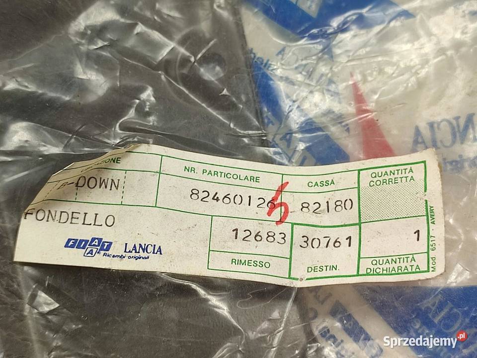 OSŁONA WZMOCNIENIE LAMPY PRAWY TYŁ FIAT CROMA Oświetlenie lubelskie