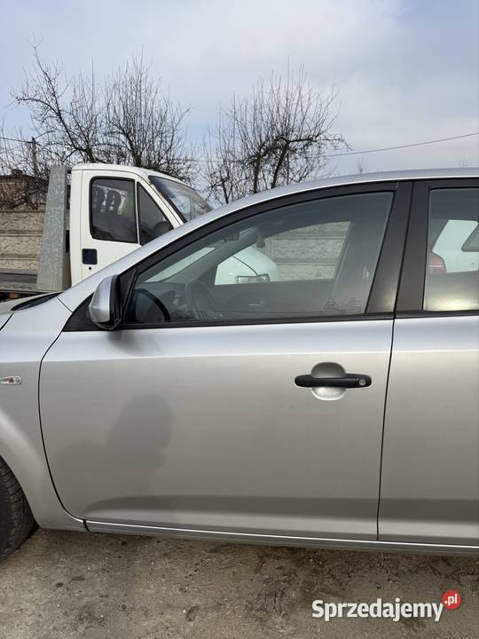 Drzwi lewe przód Kia Ceed l kolor 9S Ostrów Wielkopolski sprzedam