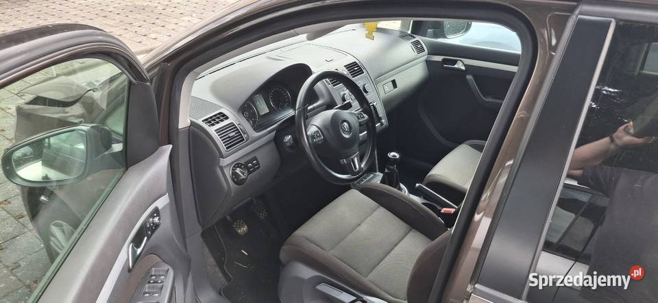 Ładny Volkswagen Touran II generacja 2012 CD łódzkie Krośniewice