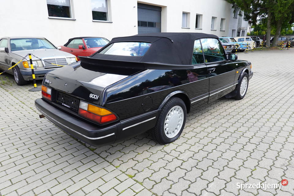 Saab 900i Cabrio Super projekt na ciepłe dni centralny zamek Zgierz